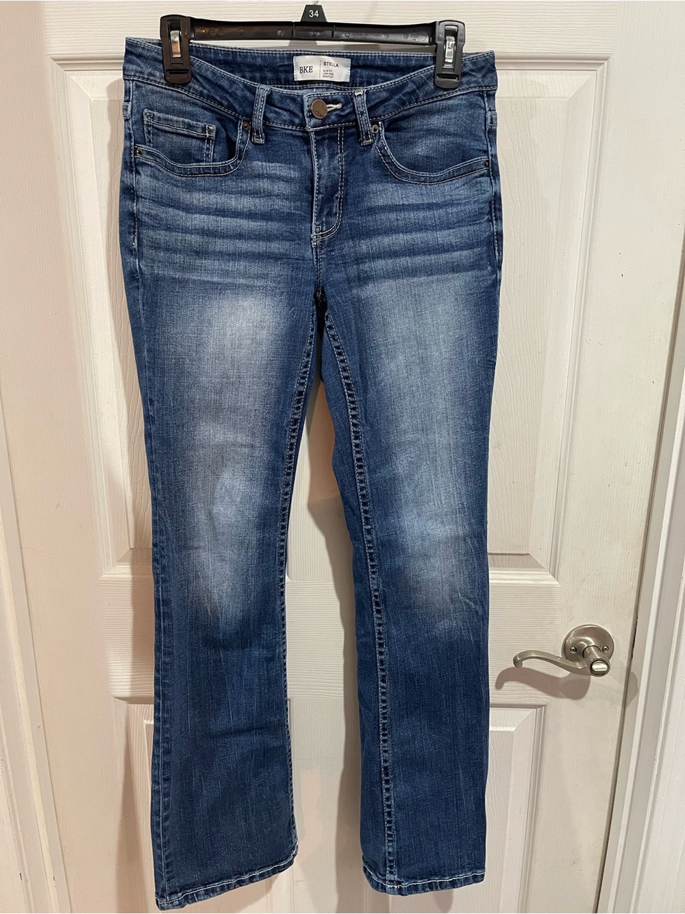 BKE Women's Bootcut Jeans in Medium Blue Wash